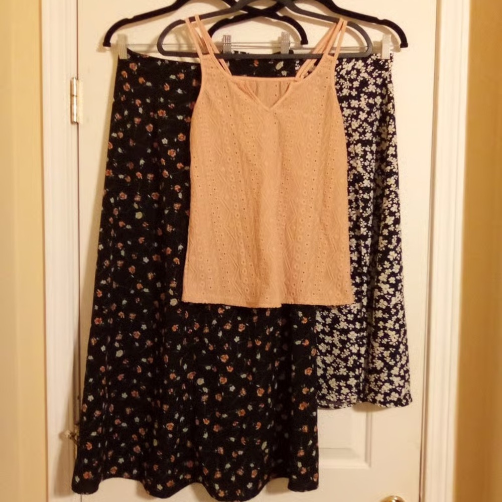 SHEIN 3 Piece Clothing Set , 2 Skirts & Tank Top Size Small